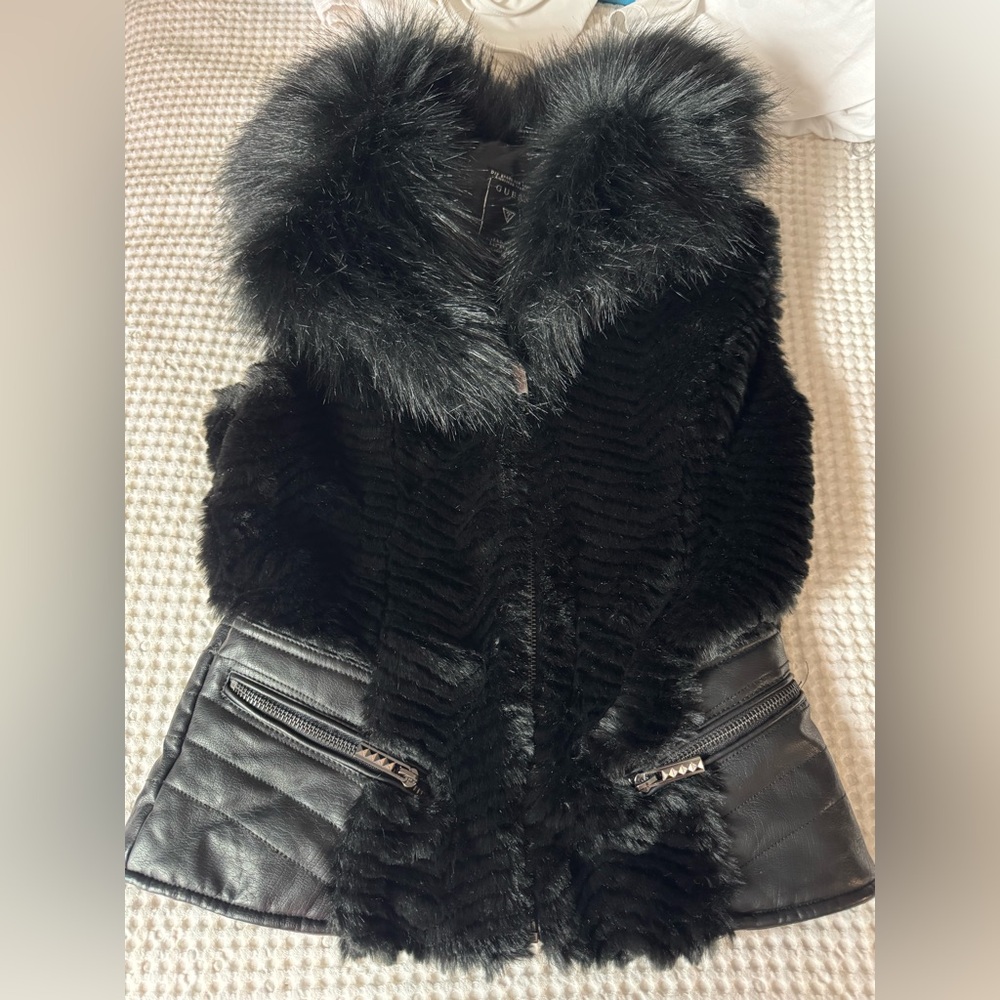 Guess Black Fur-Trimmed Women's Vest